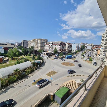 Apartment 2 Plisi Gjilan Eksteriør billede